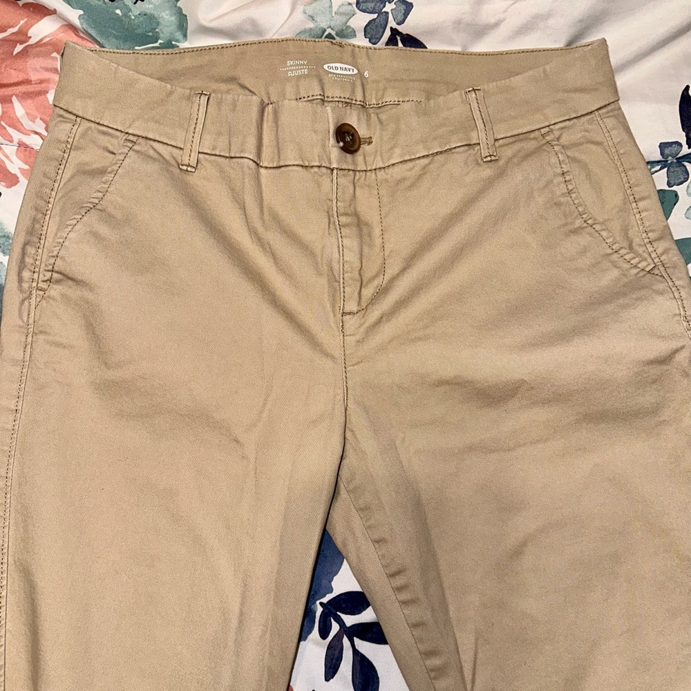 Old Navy Women’s Khaki Pants